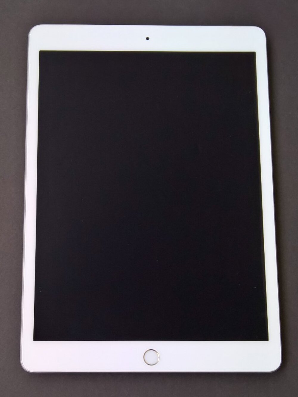 Apple iPad 7th Gen 32GB MW6J2LL/A A2200 Wifi + Cellular 10.2" White Tablet